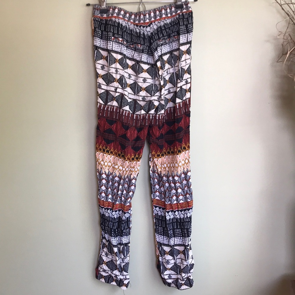 designed PANTS - Picture 2 of 5